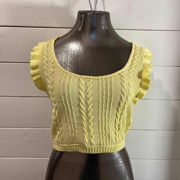 ZARA - Ruffled Knit Crop Top - Size M - Picture 8 of 8